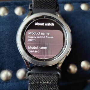 Galaxy Watch 4 Classic 42mm with Accessories